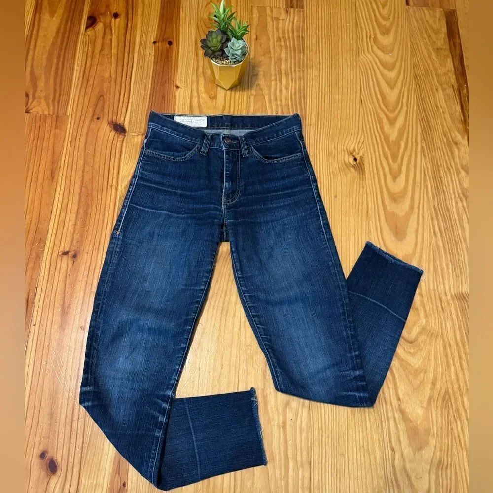 Imogene + Willie Lucy Jeans Women size 25R RN129065 DENIM / Made In USA